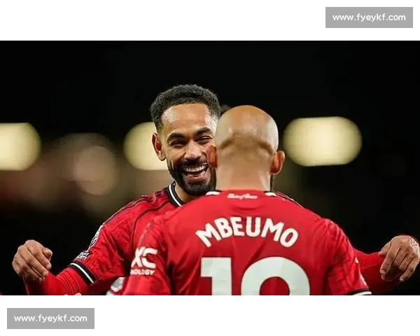 弧顶破网！库尼亚老特拉福德首球点燃曼联三连胜