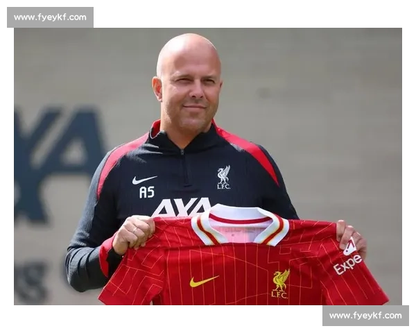 利物浦四连败跌至第六,高层力挺斯洛特拒换帅 利物浦四连败跌至第六,高层力挺斯洛特拒换帅