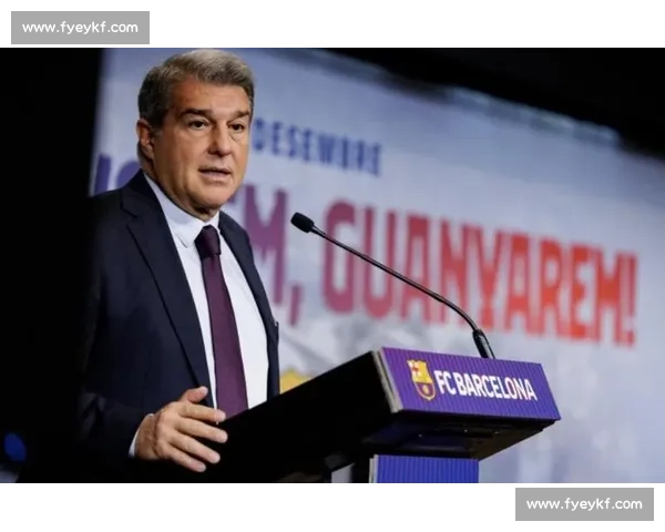 德比失利后,拉波尔塔现身体育城重申支持